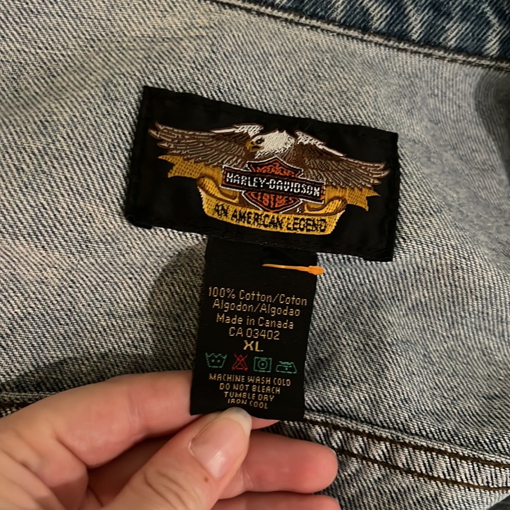 XL Harley Davidson Denim Jacket with patch on back - Picture 6 of 6